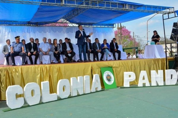 Valdés inauguró diversas obras en Colonia Pando