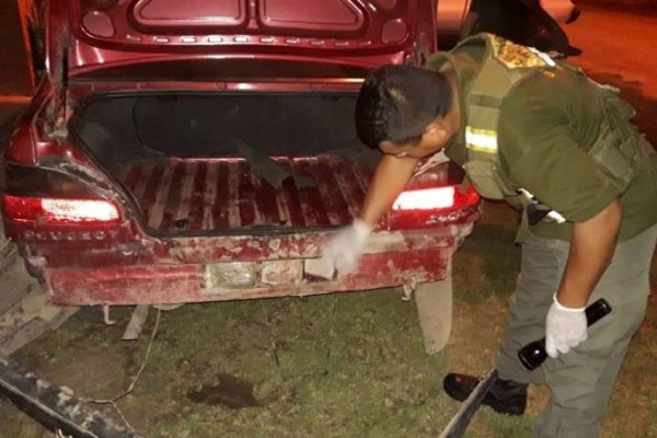 Formosa: Ocultaba 73 kilos de marihuana debajo del baúl de su auto