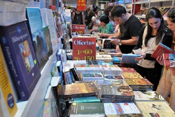 Se viene la Primera Feria del Libro de Santa Ana