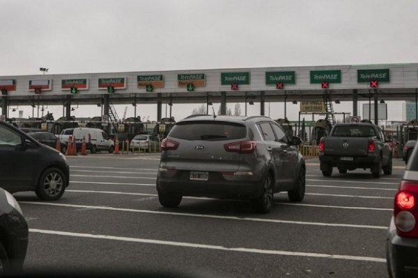 Un conductor mató a tiros a otro delante de su pareja e hijos en plena autopista