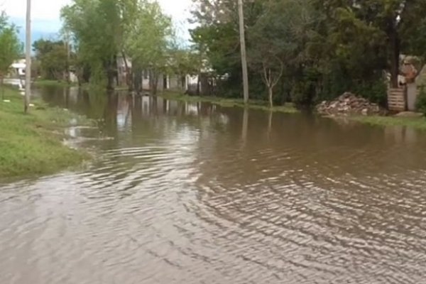 Curuzú Cuatiá: evacuaron a más de 40 personas tras el fuerte temporal