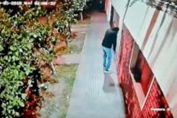 Difunden imágenes de quien envió amenaza a un fiscal de Corrientes