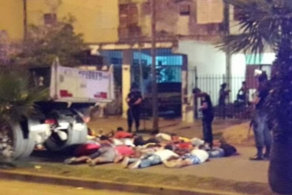 Más de 30 hinchas detenidos por disturbios en la vía pública luego del partido de Boca Unidos