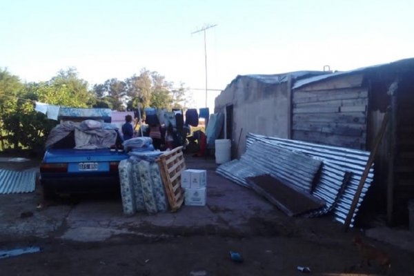 Ituzaingó: asistieron a familias afectadas por el fuerte temporal
