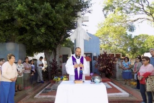 Itatí conmemoró el Día de los Fieles Difuntos
