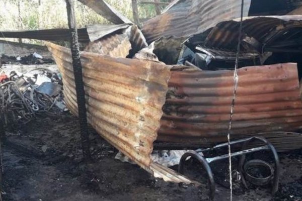 Gresca vecinal terminó con dos casas incendiadas en el B° San Antonio