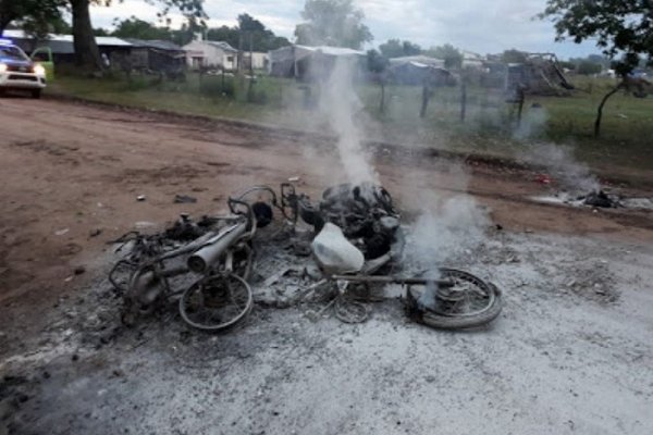 Choque entre dos motos: Murió uno de los heridos por quemaduras