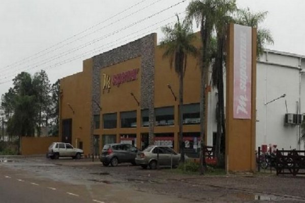 Principio de incendio en la sucursal de un supermercado en Ruta 43