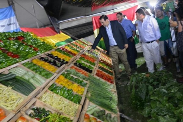 Valdés participó de la tercera noche de la 24ª Fiesta Nacional de la Horticultura en Santa Lucía