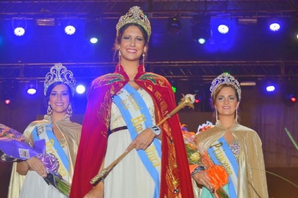 Santa Lucía tiene nueva reina de la Horticultura