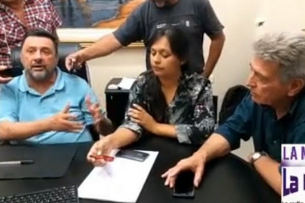 Tras viralizacion de un video, renunciaron dos funcionarios municipales de Santa Lucia