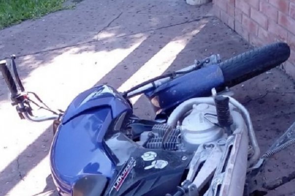 Motociclista falleció tras chocar contra un auto