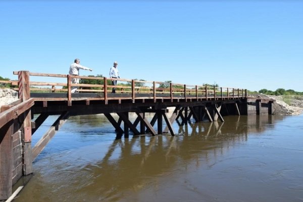 Avanzan obras hídricas para hacer frente a inundaciones en Empedrado y San Luis