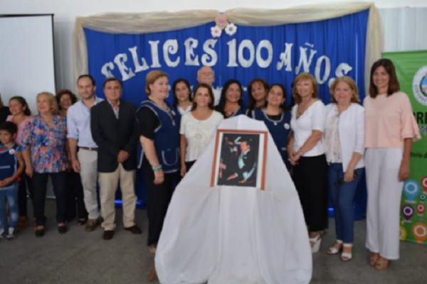 Celebración del centenario de la Escuela N°485 e imposición del nombre Dr. Raúl Alfonsín