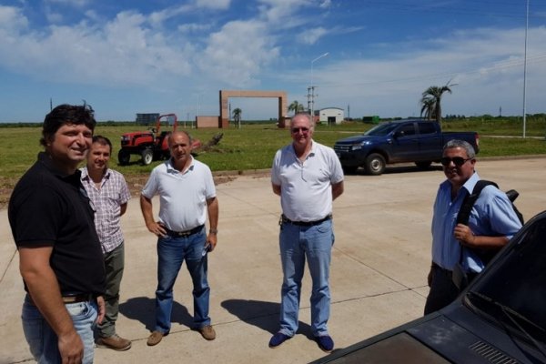 Mercedes: Schiavi recorrió el parque industrial y se reunió con empresarios