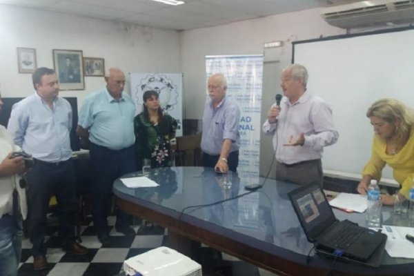 Intendentes declaran su instalación como de Interés Microregional