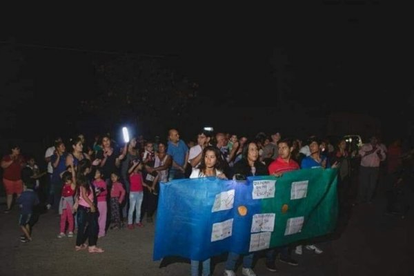 Perugorría: Masiva movilización por el déficit energético en el pueblo