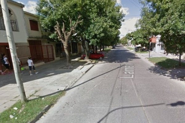 Hombre falleció en plena calle cuando aguardaba el colectivo