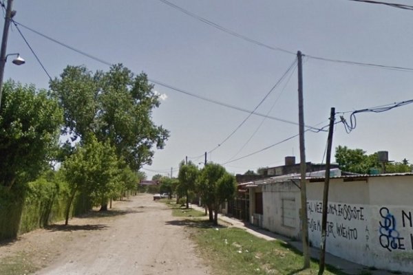 Mataron a tiros a un hombre e hirieron a su padre en una presunta pelea vecinal