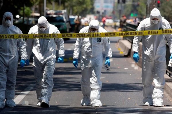 Explotó una bomba en una parada de colectivo en Santiago de Chile: hay al menos cinco heridos