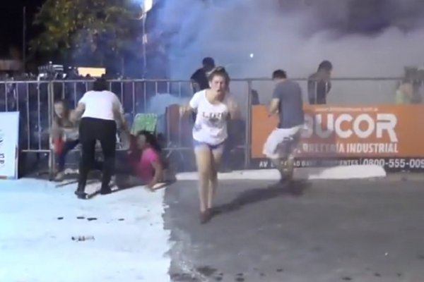 Video: Así arrojaron el gas lacrimógeno en los carnavales barriales del Bañado Norte