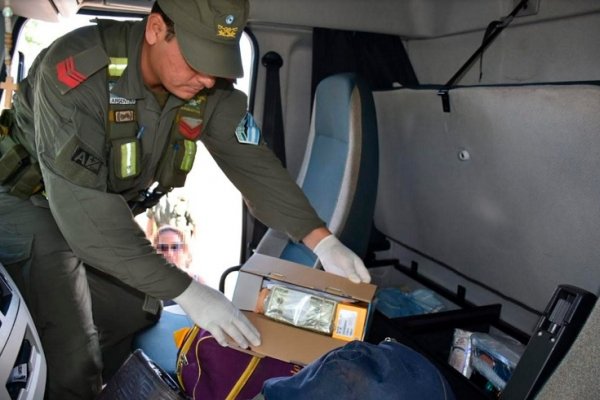 Tráfico de divisas: incautan cerca de $ 5 millones y más de 50 mil dólares en Corrientes y Entre Ríos
