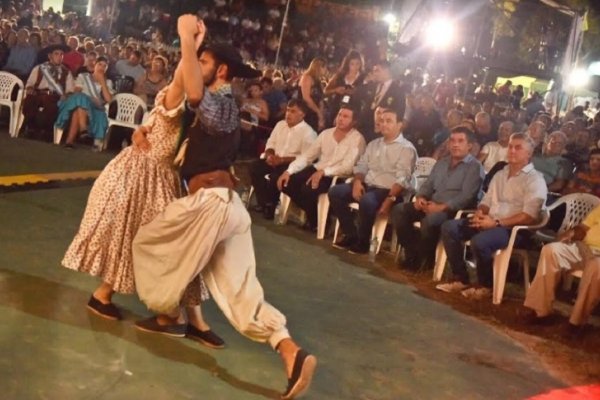 Culminó el 51º festival provincial del Chamamé Tradicional de Mburucuyá