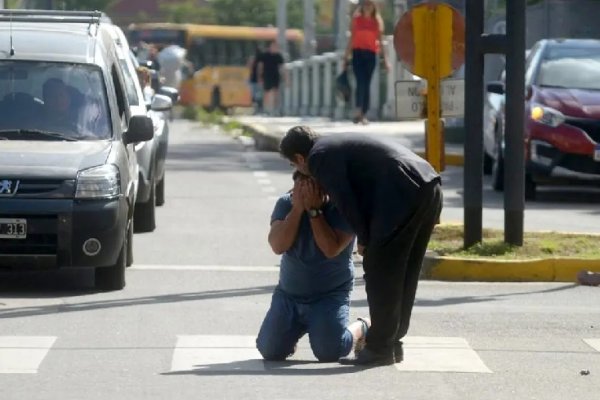 Motochorros ejecutaron a un hombre para robarle la jubilación
