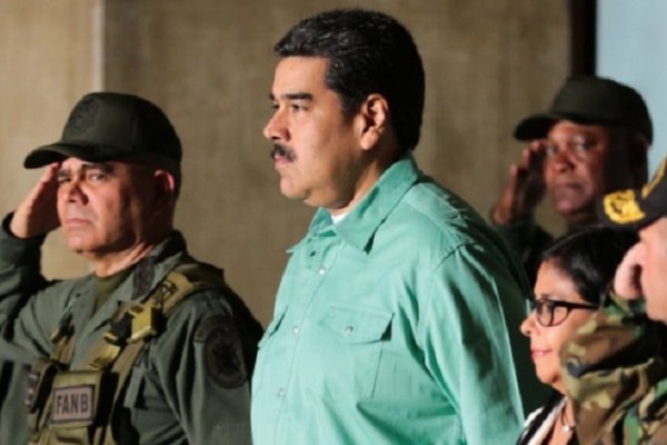 Venezuela cerró todos los puentes fronterizos con Colombia