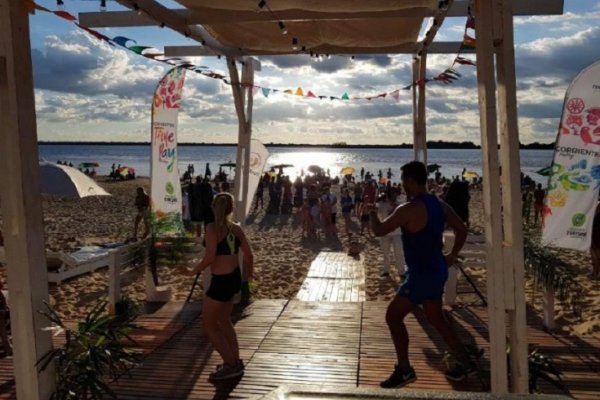 La promoción turística en playas y balnearios de Corrientes arriba a Paso de la Patria