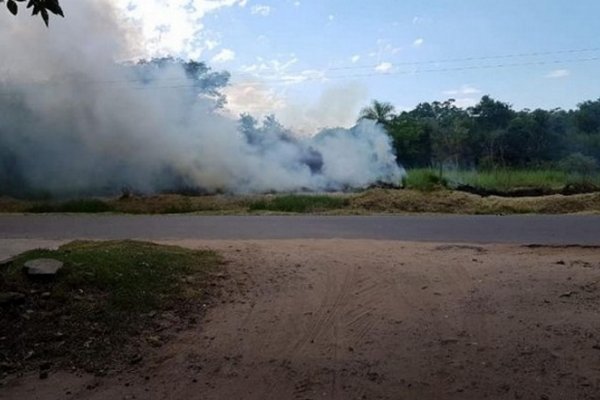 Empedrado: Bomberos apagaron incendios por quema de pastizales