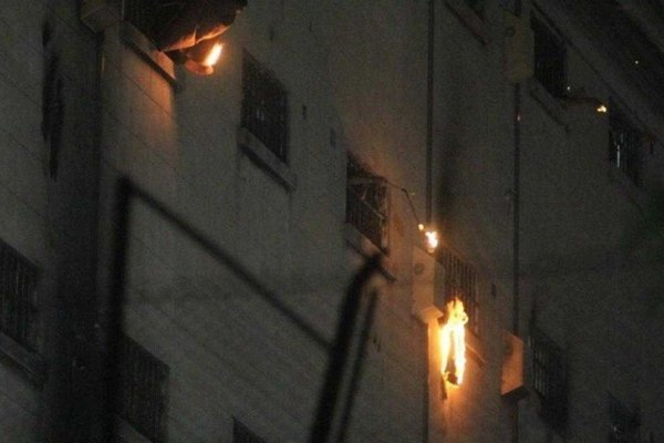 Protesta e incendios en la cárcel de Devoto