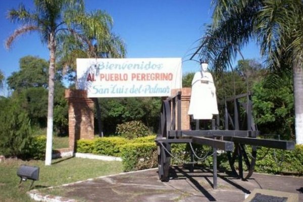 San Luis del Palmar: Denuncian que no hay sillas ni mesas para los alumnos en la Escuela Normal