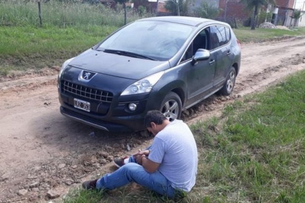 Corrientes: Policías desarticularon una importante banda que vendía autos mellizos