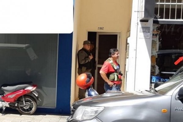 Supuesta estafa al Banco Galicia: Entre los detenidos están empleados de la entidad
