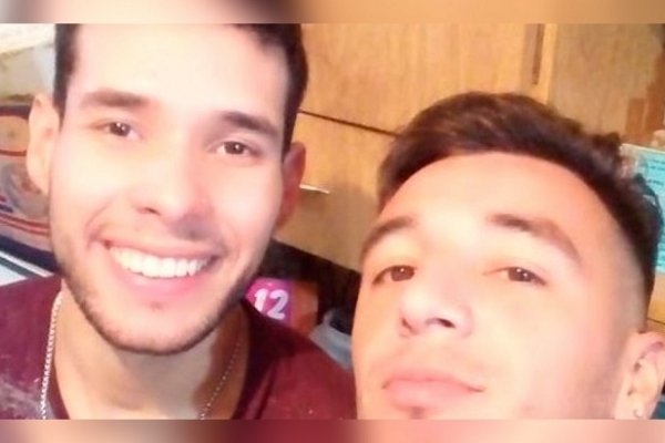 Excarcelaron a los seis policías acusados de torturar a una pareja gay