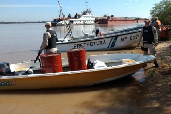 Desembarco ilegal: Prefectura secuestró 300 litros de combustible en Corrientes