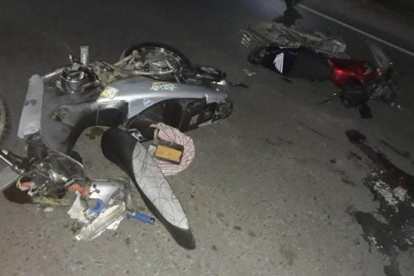 Choque entre motos