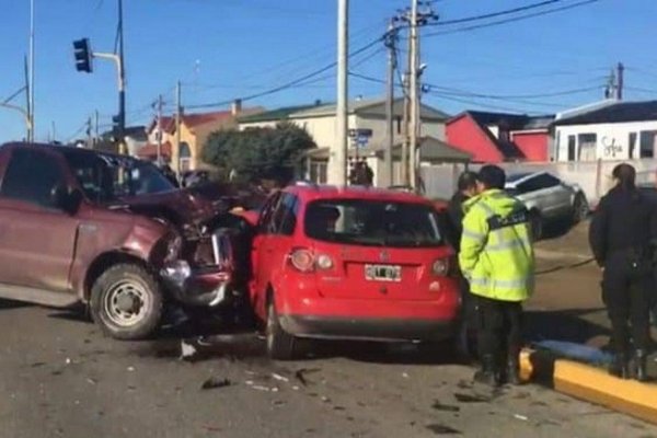 Triple choque en Tierra del Fuego se cobró la vida de un correntino
