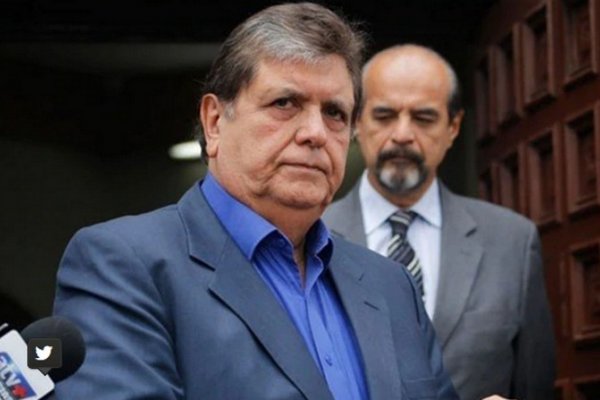 El ex presidente peruano Alan García se disparó en la cabeza tras recibir una orden de arresto