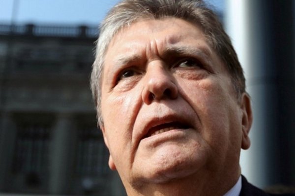 Murió el ex presidente peruano Alan García tras dipararse un balazo en la cabeza