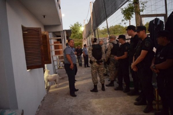 Punta Taitalo: Nueva inspección a una comunidad colombiana instalada en Corrientes