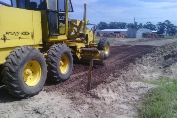 Realizan tareas de mantenimiento en dos parques industriales
