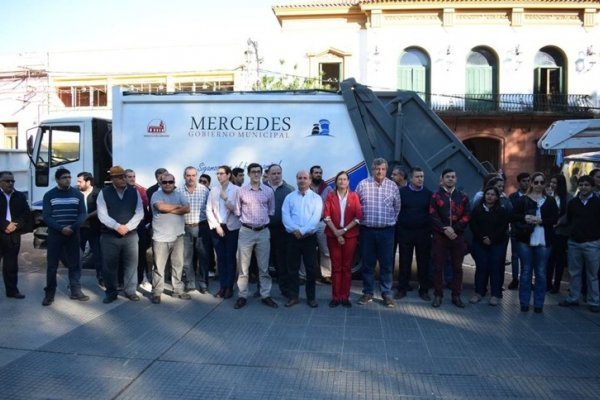 El municipio de Mercedes entregó nuevos vehículos a la Dirección de Servicios Públicos