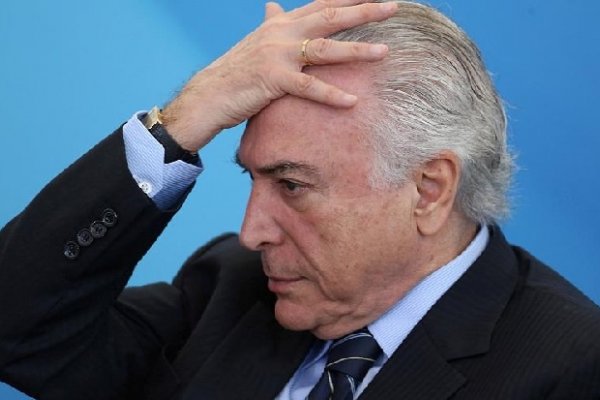 Se entregó el ex presidente brasileño Temer tras la orden de arresto por corrupción