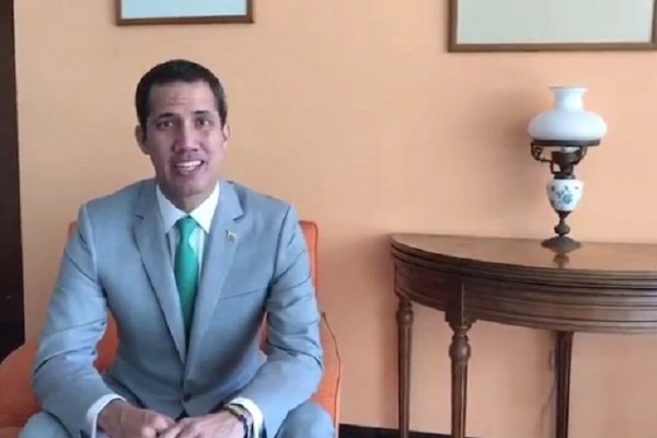 Guaidó agradeció a Macri por apoyo para recuperar la democracia en Venezuela