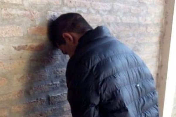 Detienen a motochorro que había golpeado a dos mujeres para robarles