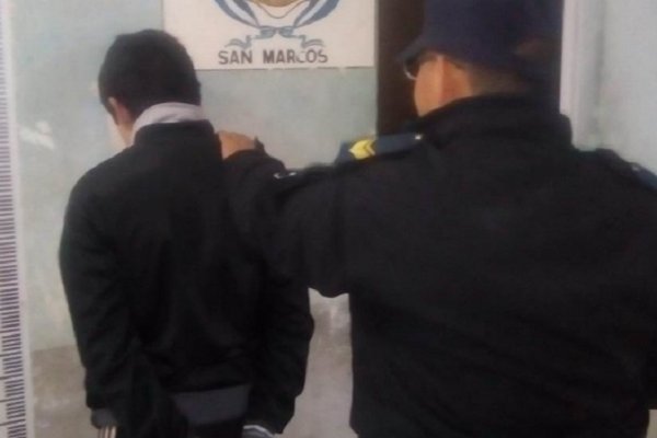 Detenido tras violentar un vehículo con intención de robo