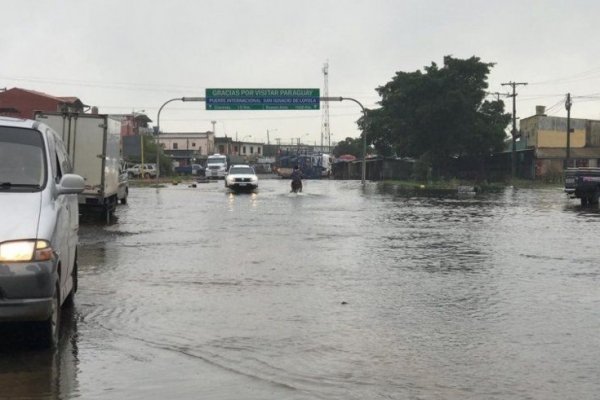 Creciente del Paraguay: El agua tapó la ruta de Clorinda a Asunción