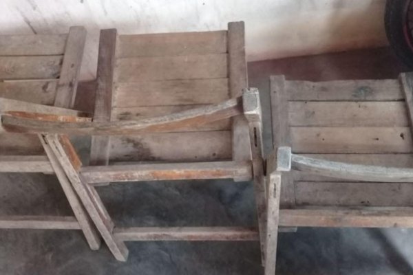 Recuperan sillas robadas